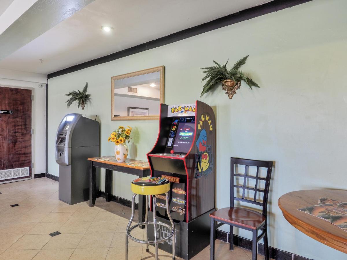 Lonestar Inn & Suites, Erick Ok Hwy 40 By Oyo Buitenkant foto