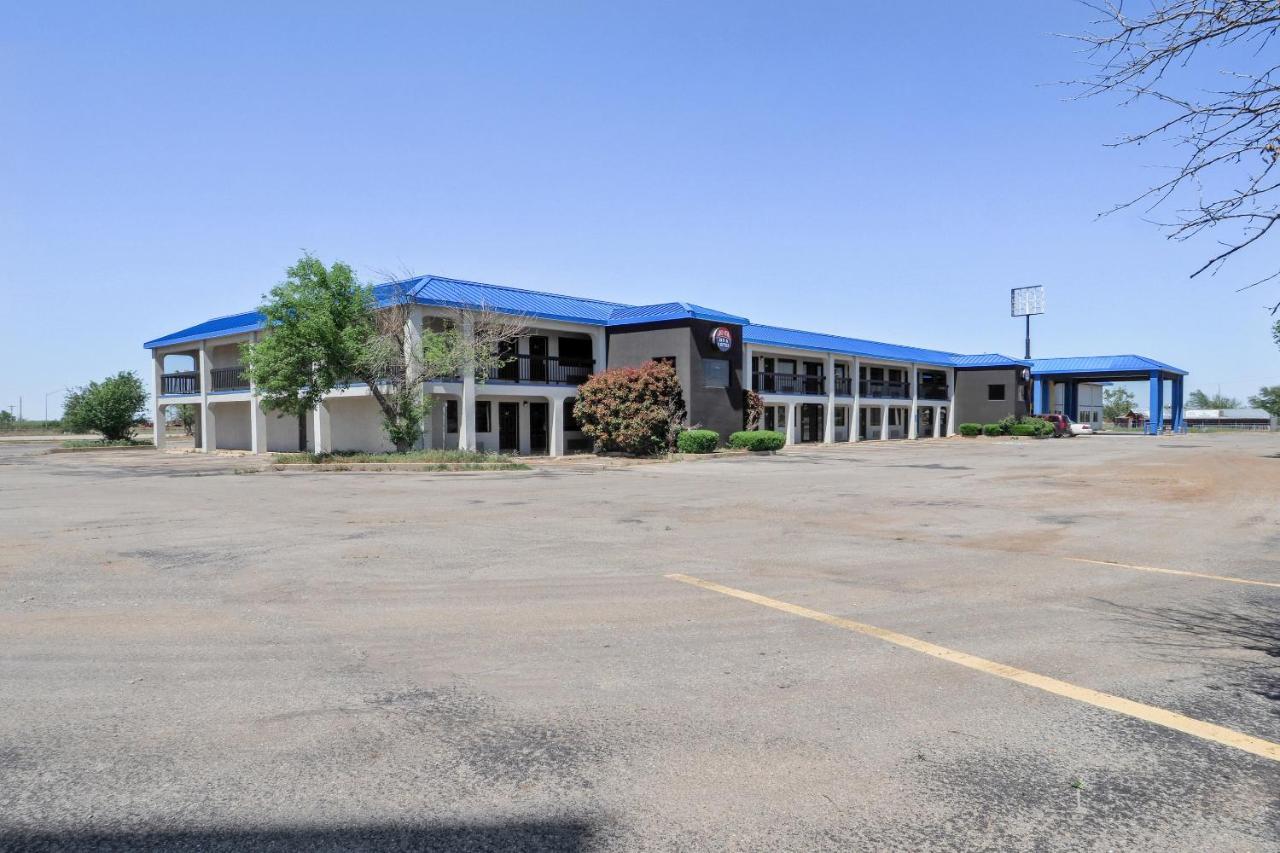 Lonestar Inn & Suites, Erick Ok Hwy 40 By Oyo Buitenkant foto