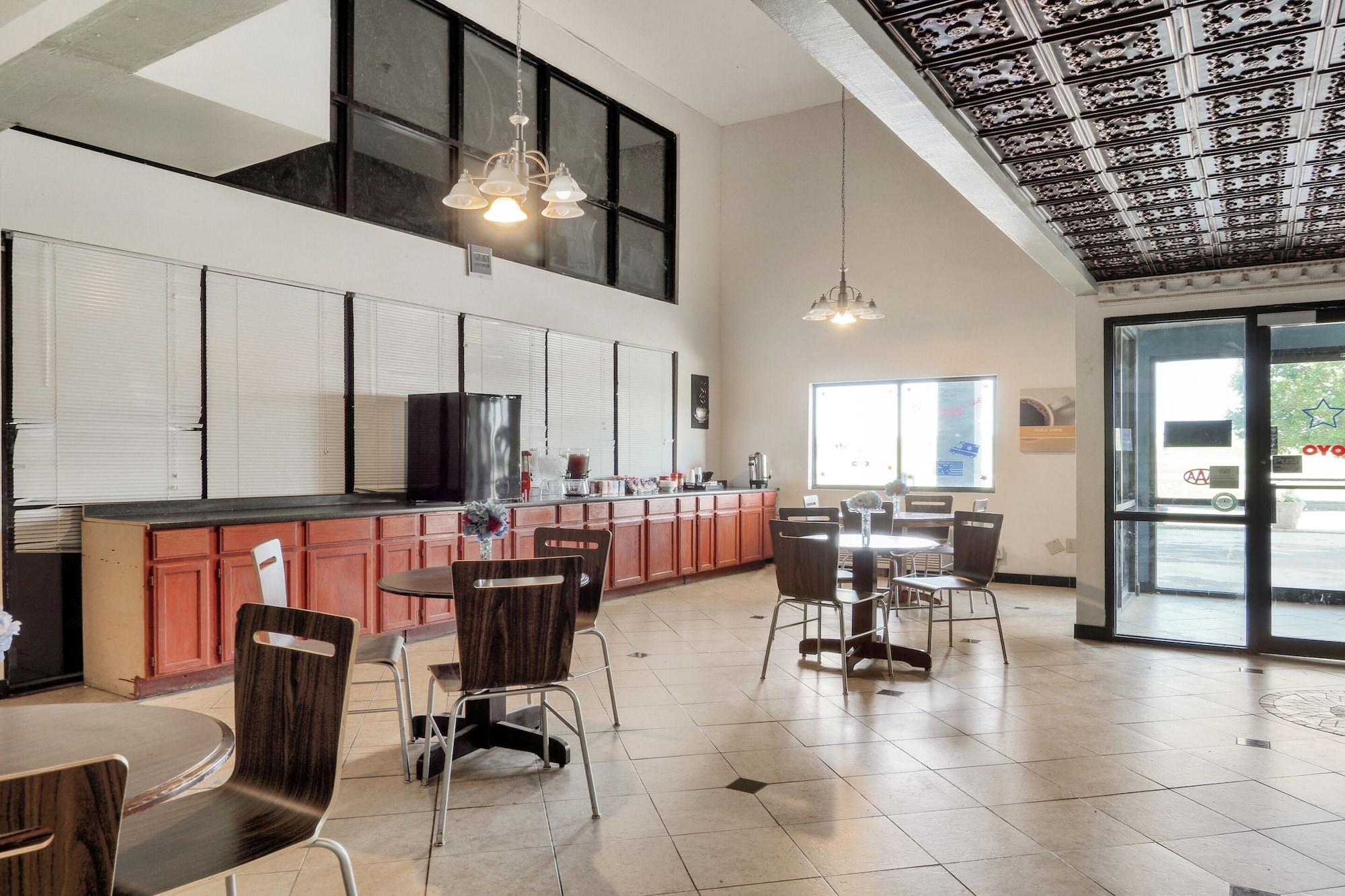 Lonestar Inn & Suites, Erick Ok Hwy 40 By Oyo Buitenkant foto